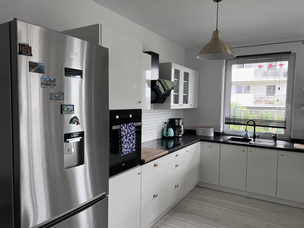 Apartament Z Tarasem Na Osiedlu Rakownica Jelenia Góra Exterior foto