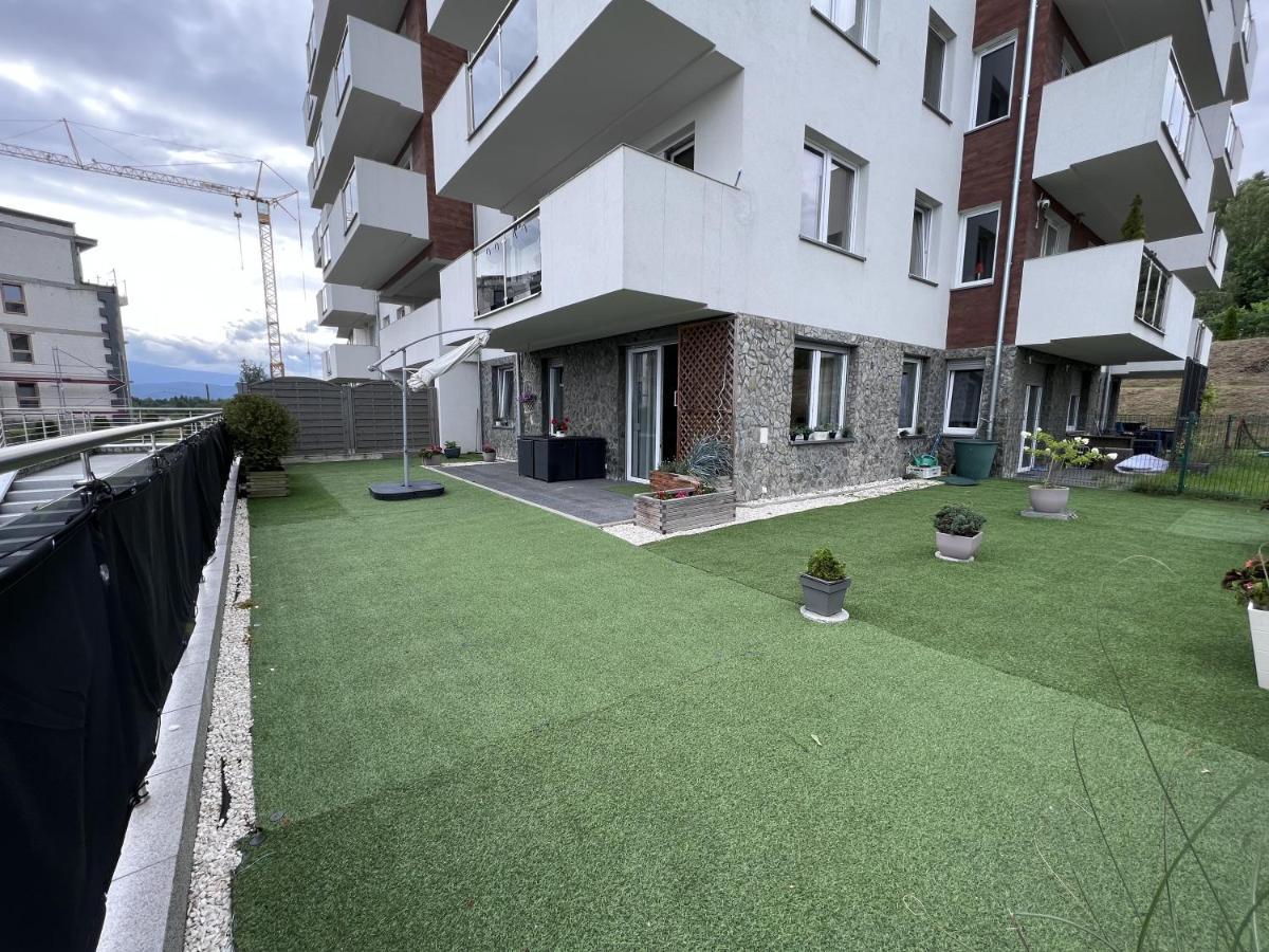 Apartament Z Tarasem Na Osiedlu Rakownica Jelenia Góra Exterior foto
